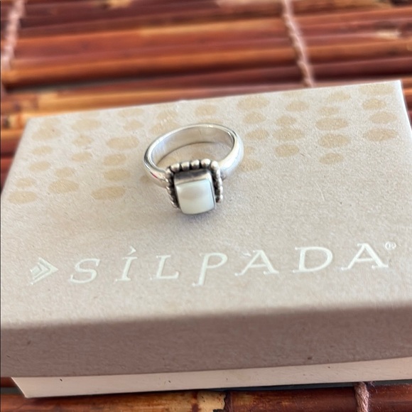 Silpada Jewelry - Silpada Sterling Silver Ring with White Pearl